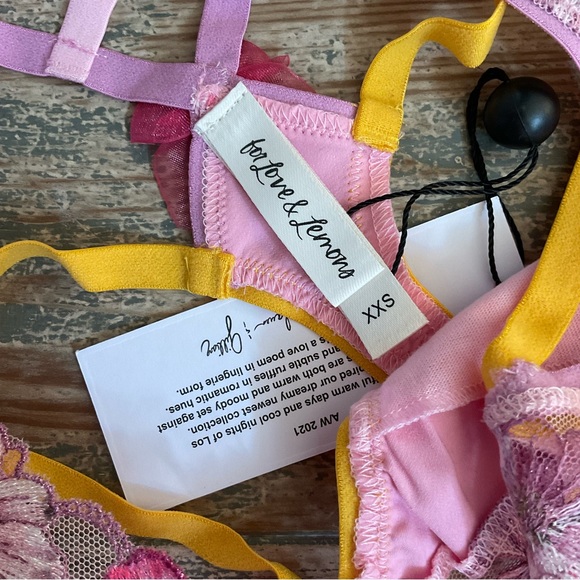 NWT For Love & Lemons Floral Pink Thong Bikini, Size XXS - Picture 9 of 11